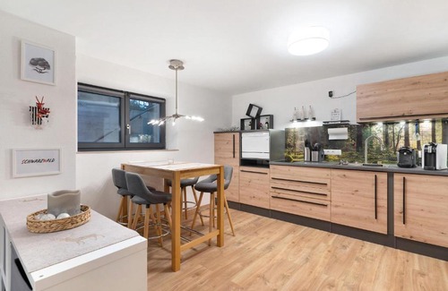 Illenau Apartment | Child-Friendly Schwarzwald Chalet Achern with 9.3/10 Rating