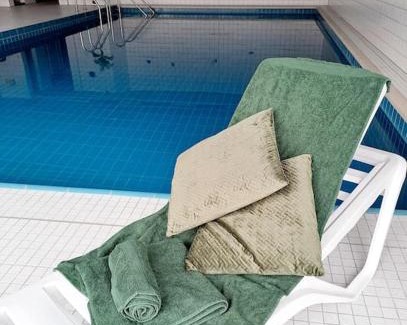 Unterkirnach Apartment | Relaxing Schwarzwald-Traum with Pool & Sauna – 4-Star Escape
