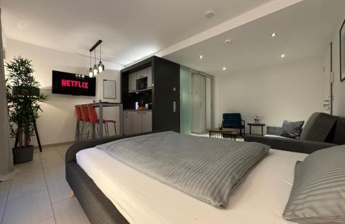 Oststadt Apartment | Discover Schwarzwaldblick by Rabe: Pool & Breakfast Included