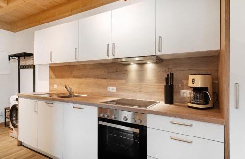 Oberkirch Apartment | Discover Schwarzwaldglück: Family-Friendly Retreat with a 10/10 Score