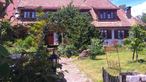 Murg Apartment | Oceanfront Swiss Retreat with Exceptional 9.2/10 Rating