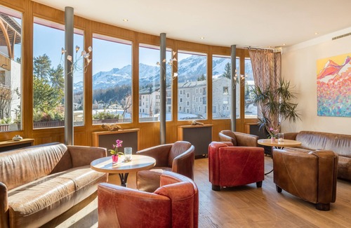 Maloja Hotel | Exceptional Schweizerhaus Swiss Quality Hotel with Spa & Dining