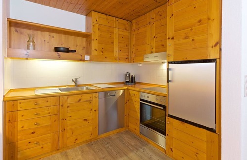 Lenzerheide Apartment | Relax at Schweizerhof 416 with Pool and Spa Amenities