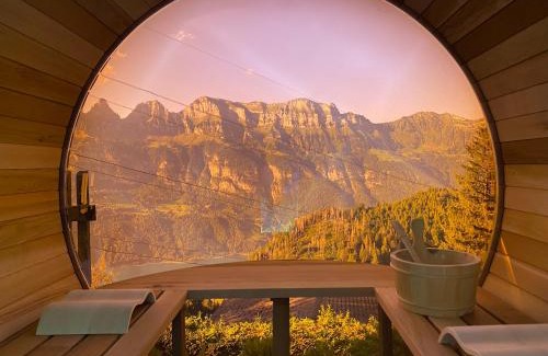 Quarten Apartment | Pet-Friendly Getaway at Schwendihöckli with Hot Tub