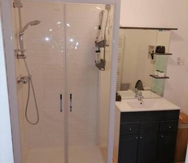 Albon Apartment | Ideal Getaway at SCI la malinoise - Pet Friendly & Family Fun