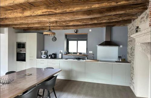 Bonnac-la-Cote Bed & Breakfast | SCI Maison Rouge 1