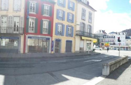 Bagneres-de-Bigorre Apartment | Family-Friendly Stay at Sci Serres Crampe - Rated 9/10