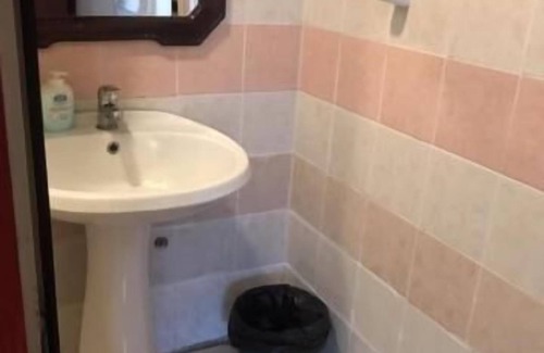 Scillichenti House | Eco-Friendly Sciddicu Room with Family Amenities & Breakfast