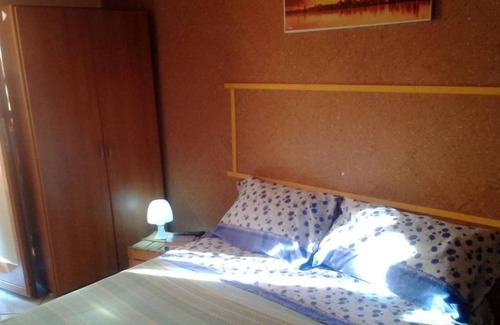 Scillichenti House | Eco-Friendly Sciddicu Room with Family Amenities & Breakfast