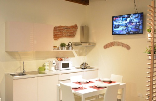 Verona City Centre Apartment | Outstanding SCIESA 24 Apartments with Spa & Child-Friendly Amenities