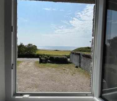 Les Pieux House | Oceanview Retreat at Sciotot-Bord de Mer - La Grange