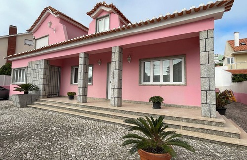 Pica Galo Villa | Sclusive Stay - Caparica Villa