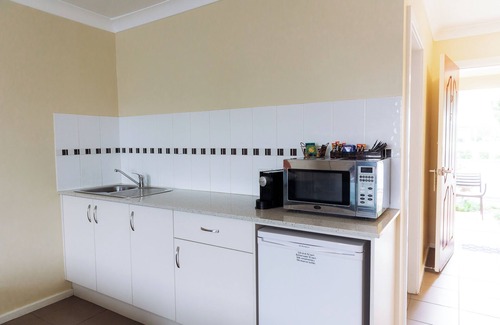 Scone Hotel | Inviting Scone Motor Inn: Guest Rated 9/10 with Breakfast