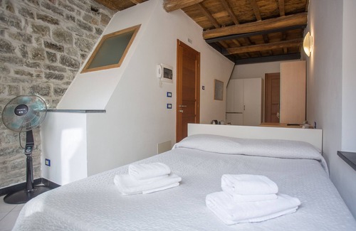 Riomaggiore House | Cozy Scorci Di Mare: Guest Rated 9.8 with Family-Friendly Perks