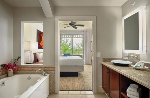 Desert Ridge Resort | Experience Spring Training Excitement at Marriott Canyon Villas