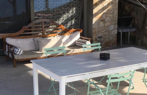 Ganema House | Serifians - Oceanfront Retreat with Pet-Friendly Amenities