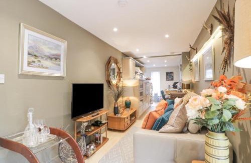 Powfoot House | Discover Scotia At The Pow: Pet-Friendly 4-Star Retreat