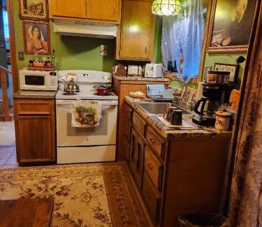 Happy Valley Bed & Breakfast | Discover Scott Creek Farm: Pet Friendly & Family Welcome