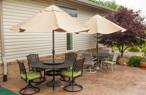 Bremen Bed & Breakfast | Inviting Scottish Bed & Breakfast with Pool and Pet Friendly