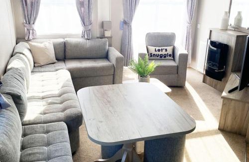 Stevenston Apartment | Welcoming Scottish Holiday Home with Pool & Pet-Friendly Perks