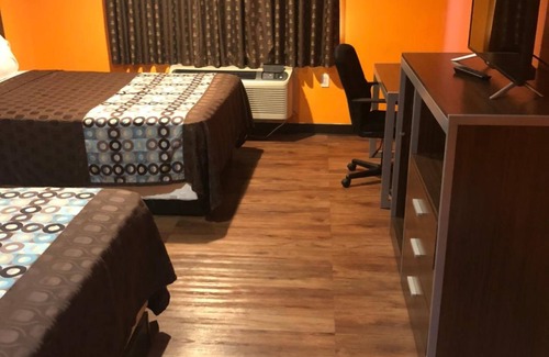 Southeast Houston Hotel | Convenient Stay at Scottish Inn & Suites - Hobby Airport