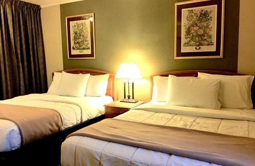 Fayetteville Hotel | Comfortable Scottish Inns Fayetteville with Family-Friendly Amenities