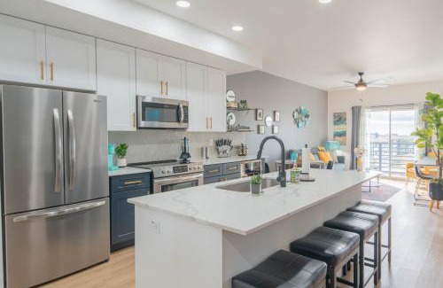 Desert View Village Apartment | Prime Location Near Kierland with King Bed & Scenic Pool