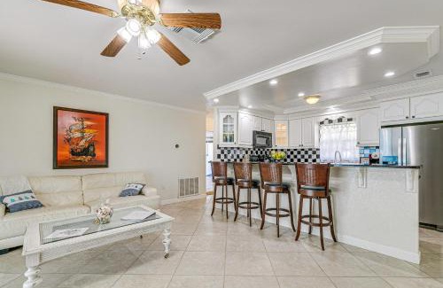 Spring Hill House | Spring Hill Retreat with Screened Lanai and Heated Pool