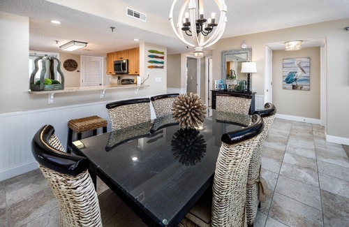 Fort Walton Beach Condo | Surf Dweller 712: Spectacular Gulf-Front View & Pool Access