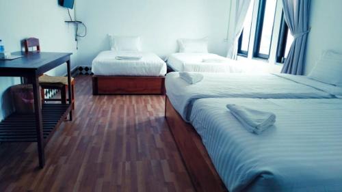 Vang Vieng Hotel | Budget-Friendly SD View Hotel with Family Amenities