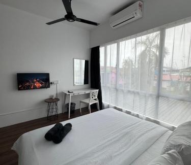 Lahad Datu Apartment | Budget-Friendly SDC Suite Home II with Pool & Kid's Club