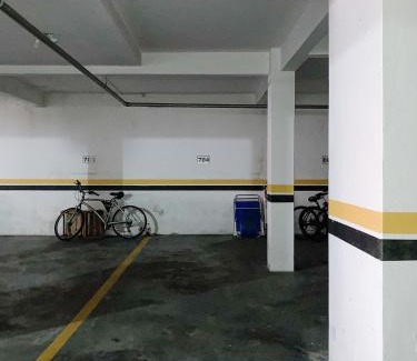 Centro Apartment | Comfortable 2-Bedroom Stay with Smart TV & Pet Friendly