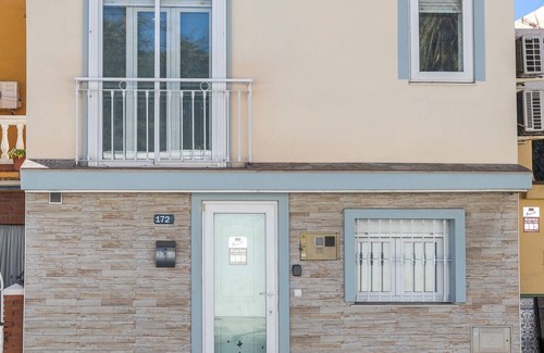 Malaga House | Charming Independent Home Just 20 Meters from the Beach