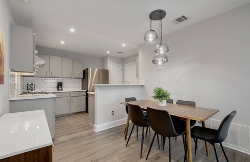 Austin House | Guest Rated 10/10: SE Austin Getaway Near Downtown & COTA