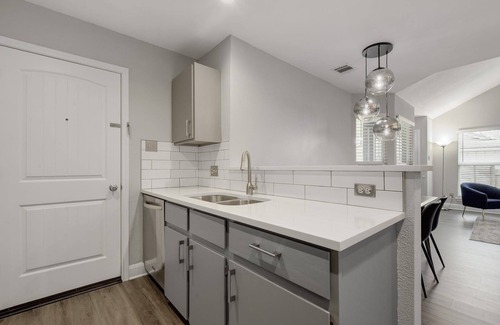 Austin House | Guest Rated 10/10: SE Austin Getaway Near Downtown & COTA