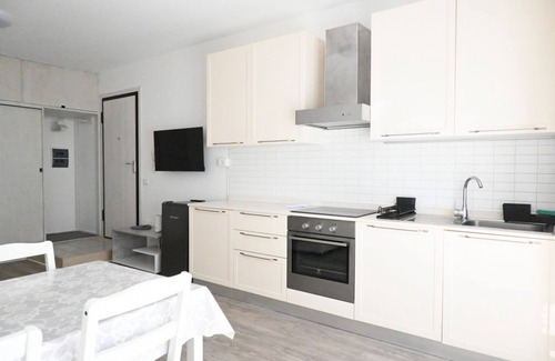 Senigallia Apartment | SE190 - Senigallia, renovated one-bedroom apartment with air conditioning
