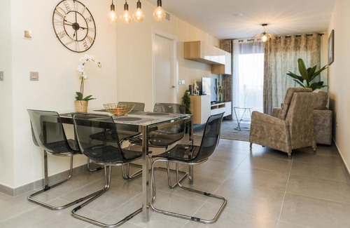 Gran Alacant Apartment | Unforgettable Sea and Mountain View Apartment Awaits You