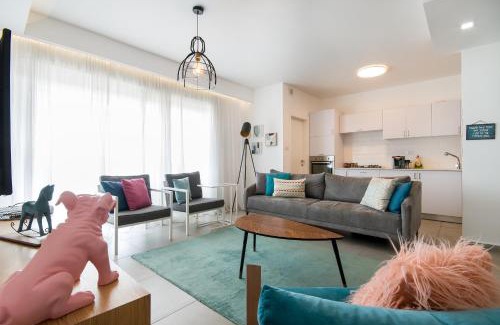 Yodfat Apartment | Oceanfront Escape at Sea and Sky Akko - 4-Star Retreat