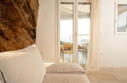 Milopotas Villa | Oceanfront Retreat at Sea and Sun ll: Family & Pet Friendly