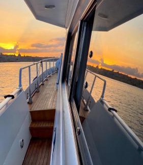 Madliena Boat Rental | Experience Oceanfront Bliss at Sea BaronIV "BedsonBoat"