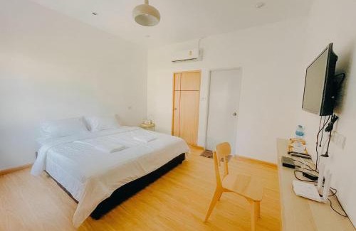 Ranong Resort | Oceanfront Comfort at Sea Bear Resort with Stunning Views