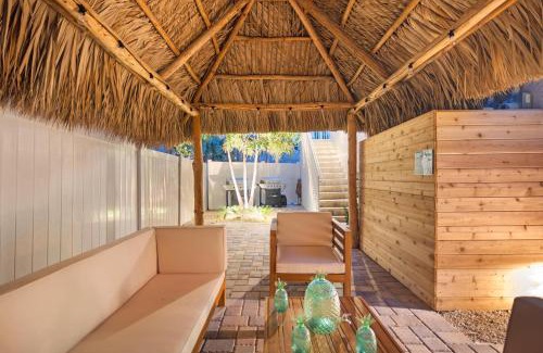Siesta Key Village House | Relax at Sea Breeze - 4-Star Family-Friendly Retreat