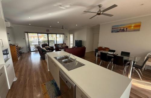 Melville House | Family-Friendly Retreat at Sea Breeze, Coobowie