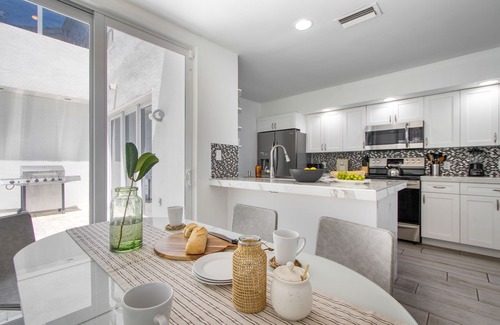 Birch Park Finger Streets House | Beachfront Escape at Sea Breeze by AvantStay with Pool!