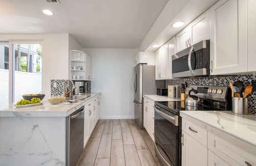 Birch Park Finger Streets House | Beachfront Escape at Sea Breeze by AvantStay with Pool!