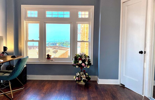 Alamitos Beach Apartment | Sea Breeze @ Charming Suite with Ocean View @ By beach 🏖️ & marina shoreline
