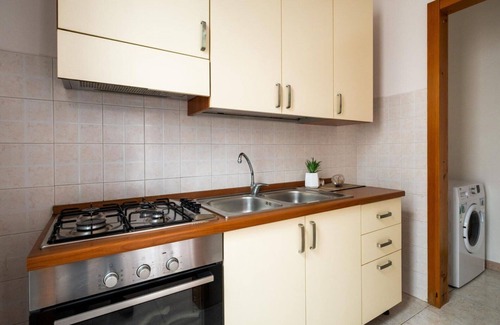 San Foca Villa | Sea Breeze Cottage, Wi-fi, Garden and Ac