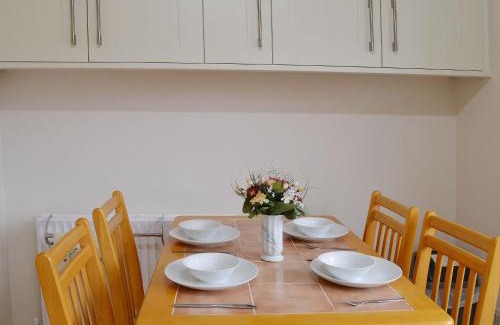 Hopton on Sea House | Enjoy Family-Friendly Stays at Sea Breeze Hotel