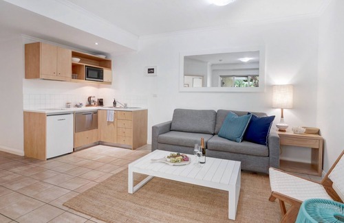 Palm Beach Apartment | Oceanfront Escape: Sea Breeze at Palm Beach Awaits You