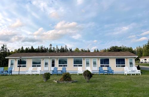 Ingonish Hotel | Oceanfront Comfort at Sea Breeze Motel with Stunning Views